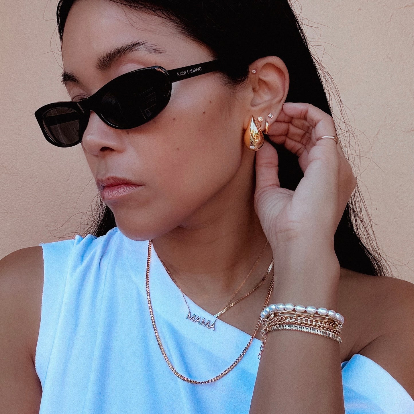 Goccia d’Oro Post Earrings