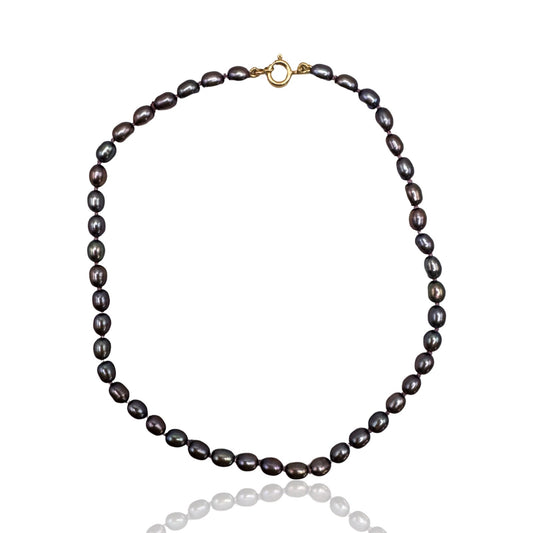 Mamacita Grey Pearl Beaded Necklace