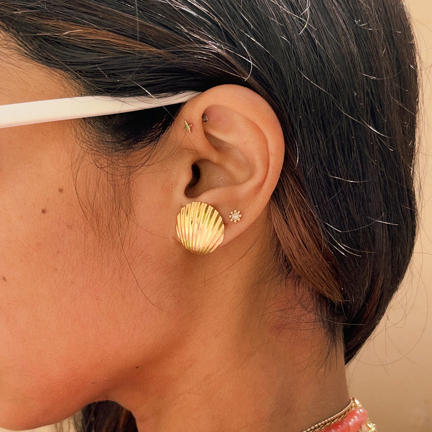 Vintage Seashell Gold Post Earrings