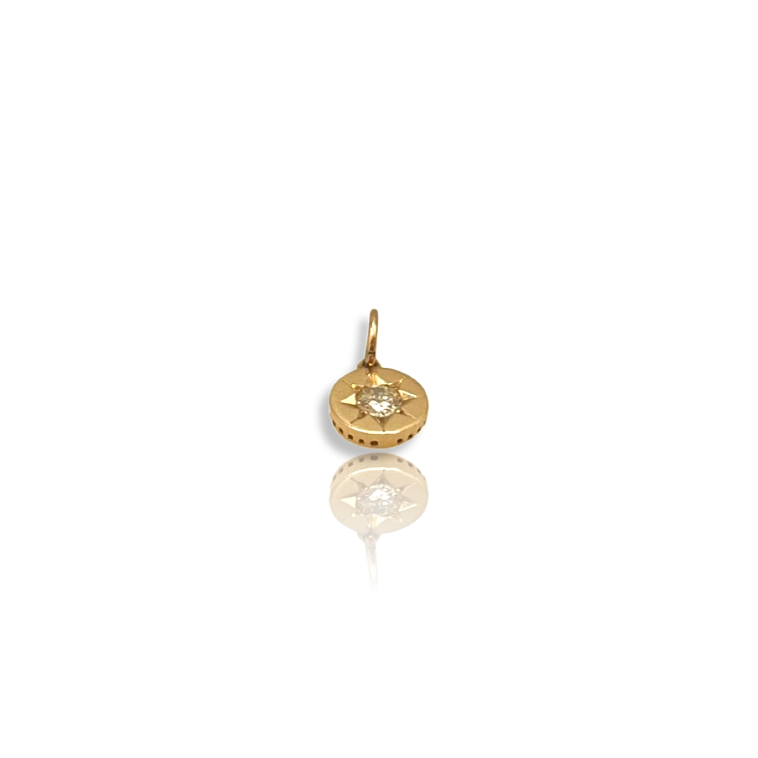 Estrella Round Star Set Diamond Gold Charm